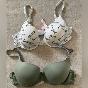2 Victoria Secret T Shirt Bras